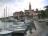 Milna, kleiner Ort mit dem einzigen gr��eren Yachthafen