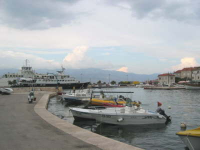 Supetar, von hier fahren die F�hren nach Split